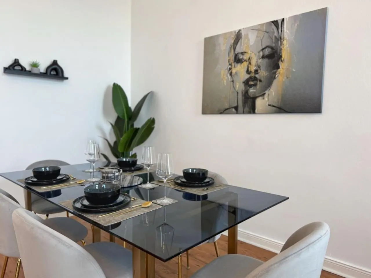 Holidayhome Apartments L Spacious Luxury Apartment In Prenzlauer Berg Berlin 0*,  Niemcy