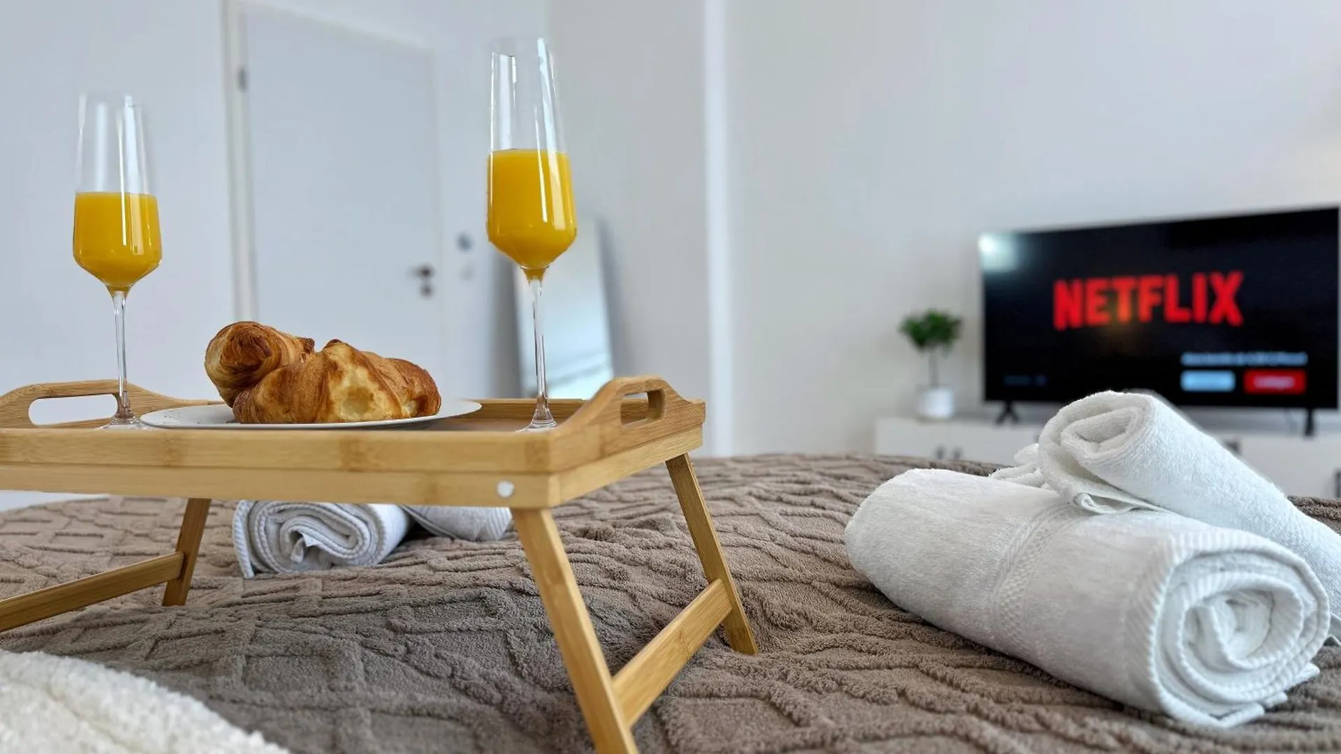 Holidayhome Apartments L Spacious Luxury Apartment In Prenzlauer Berg Berlin