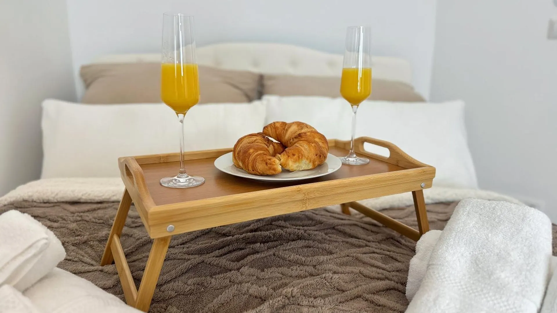 Holidayhome Apartments L Spacious Luxury Apartment In Prenzlauer Berg Berlin 0*,