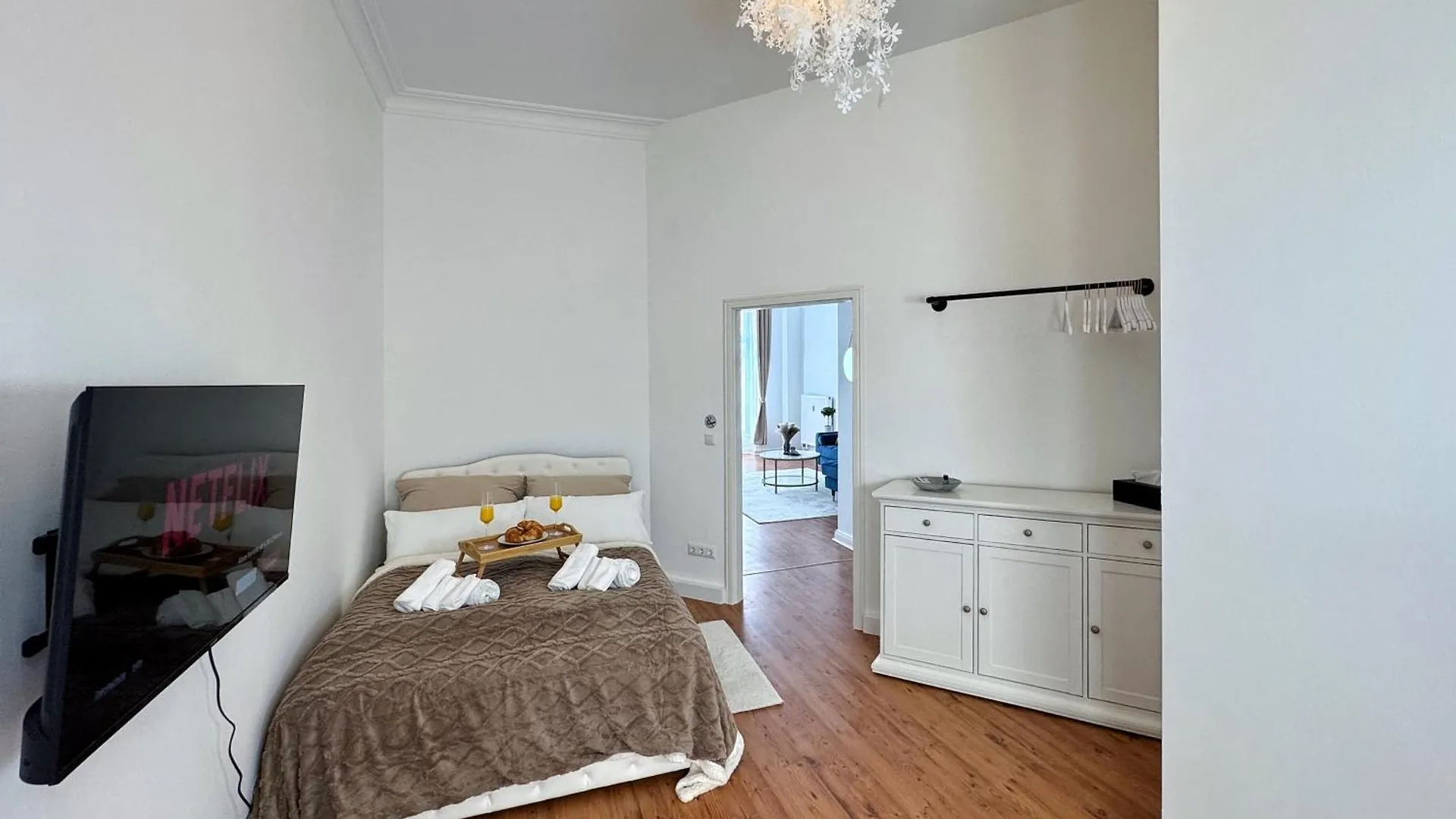 Holidayhome Apartments L Spacious Luxury Apartment In Prenzlauer Berg Berlin